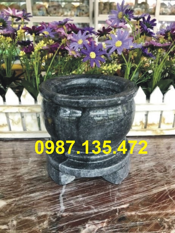 bát hương đá trơn đen